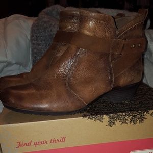Cobb Hill comfort bootie